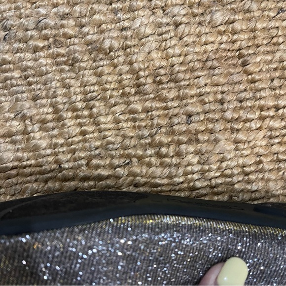 Lower East Side Metallic Gold & Silver Round Flats - Picture 5 of 6